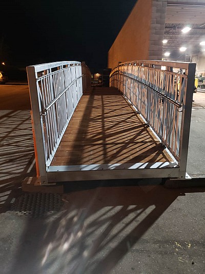 Coyote Bridges Pedestrian Bridge